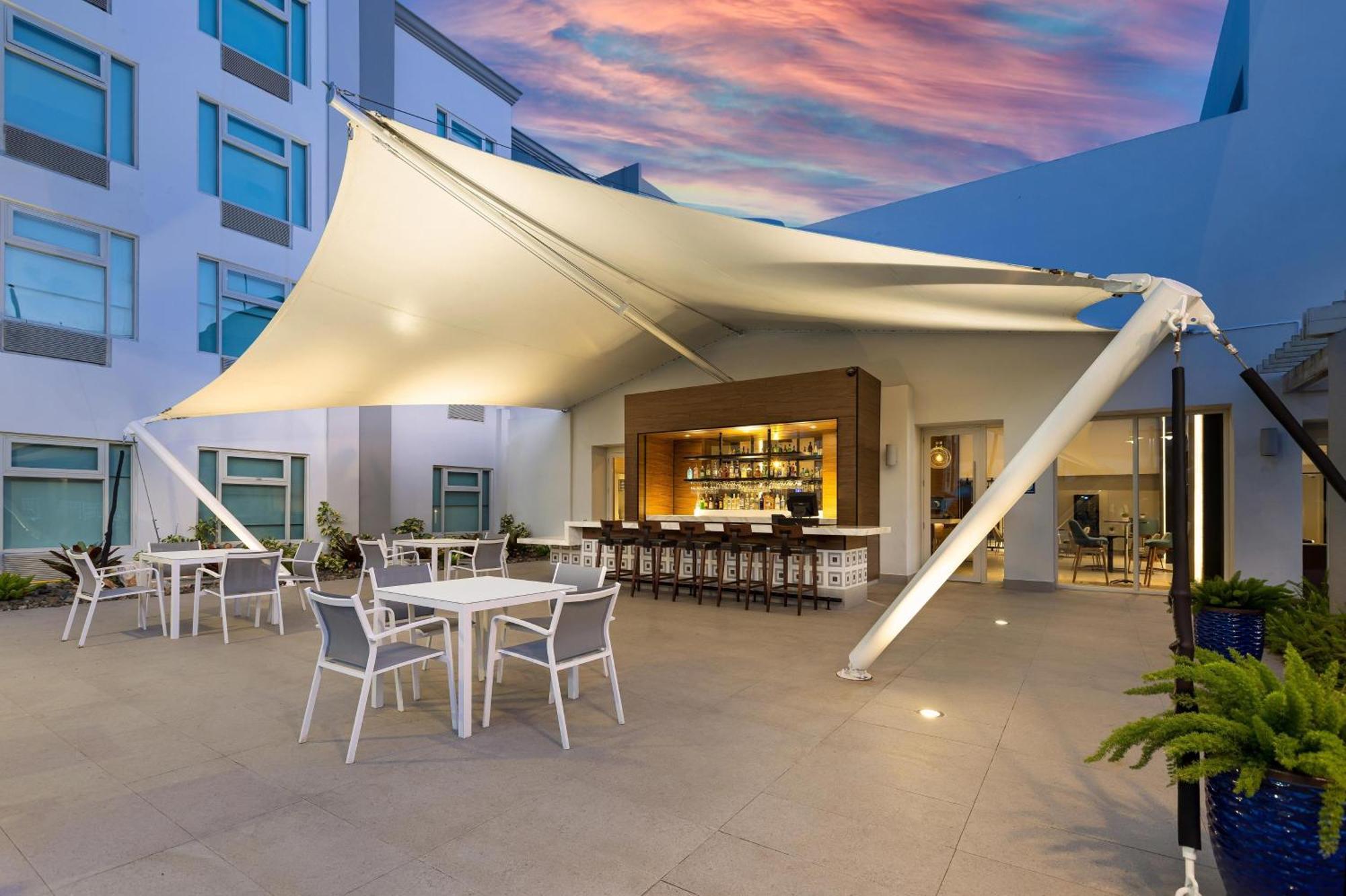 Four Points By Sheraton Caguas Real מראה חיצוני תמונה